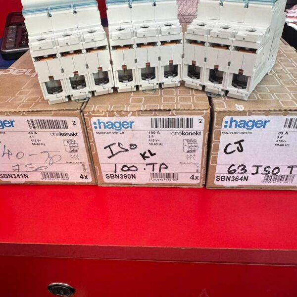 Hager 3-Pole Modular Switch with Big Terminals – 40A to 125A (SBN Series) 2 Hager 3-Pole Modular Switch with Big Terminals – 40A to 125A (SBN Series)