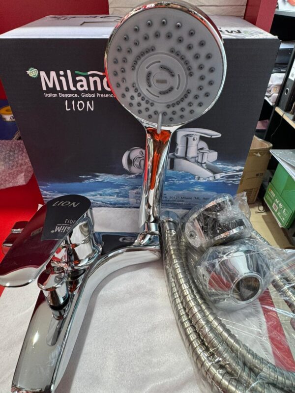 Milano Lion Bath Shower Mixer - Chrome 1 Milano Lion Bath Shower Mixer - Chrome