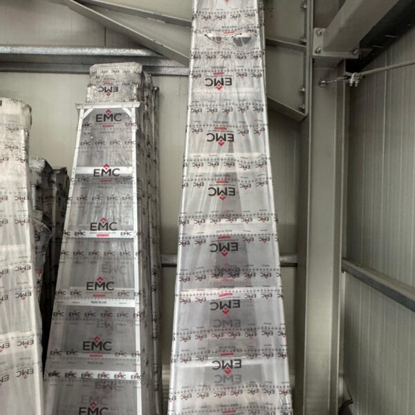 Aluminium Ladder 1 Aluminium Ladder – Multi-Step Heavy Duty | EMC • Stark • Heeco